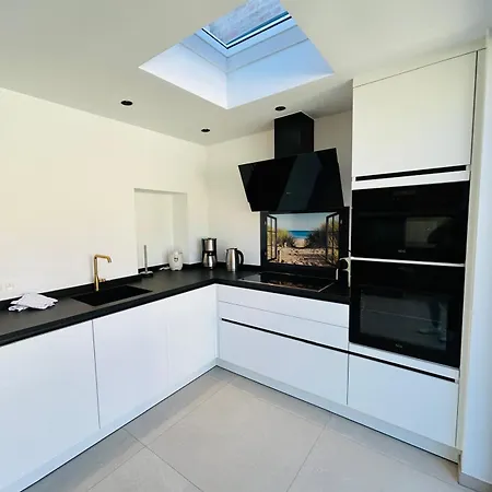 Semesterbostad Maison Jacqueline *