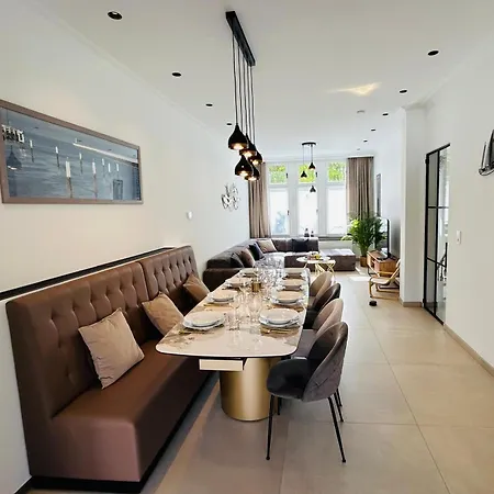 Semesterbostad Maison Jacqueline *