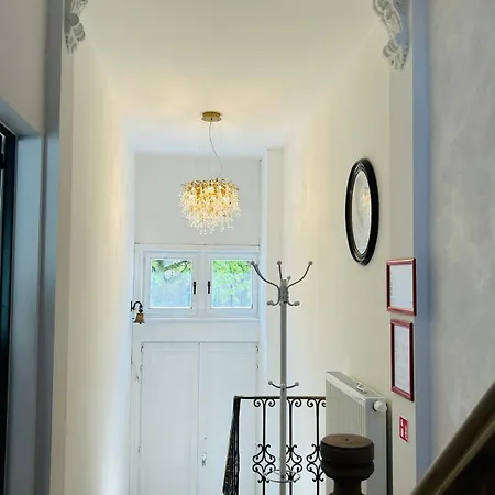 Maison Jacqueline *